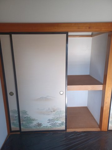 松葉町遠山様アパートの収納|玄関です