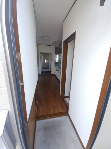 松葉町遠山様アパートの玄関|毎日通る玄関はこちらです