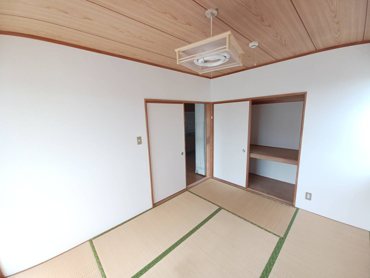 ジョイスタカハシB棟の和室|フローリングだけでなく、和室もあります