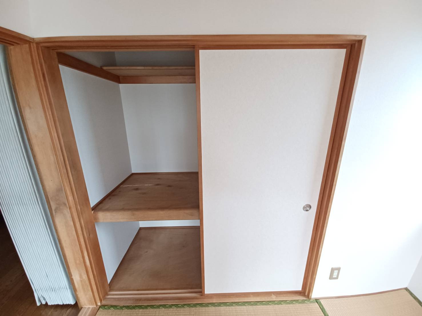 ジョイスタカハシB棟の収納|便利な収納スペースです