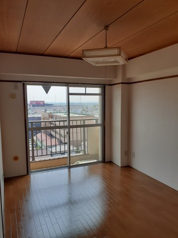 東松山マンションの洋室|個人の部屋や寝室として使える洋室です