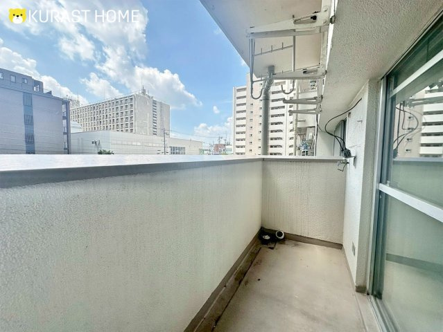 九条住宅B棟　2階のバルコニー