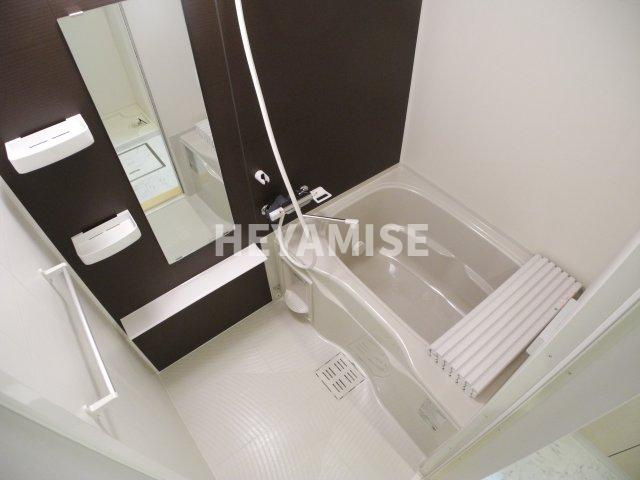 A&m felicie(アム　フェリシェ)の浴室