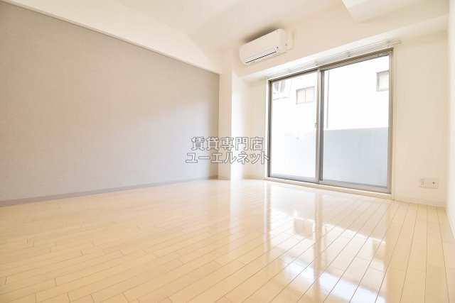 【居間・リビング】 | BLOOM LIFE TSUKAGUCHI | 洋室8.5帖