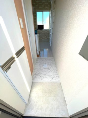 【玄関】 | ユナイト山手ポール・メトラン | シューズボックス付の玄関