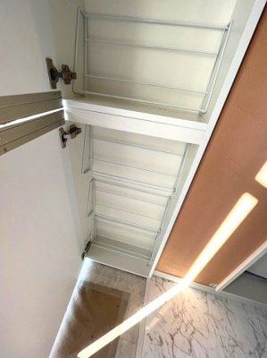 【収納】 | ユナイト山手ポール・メトラン | すっきり片付くシューズボックス※クリーニング前の写真です