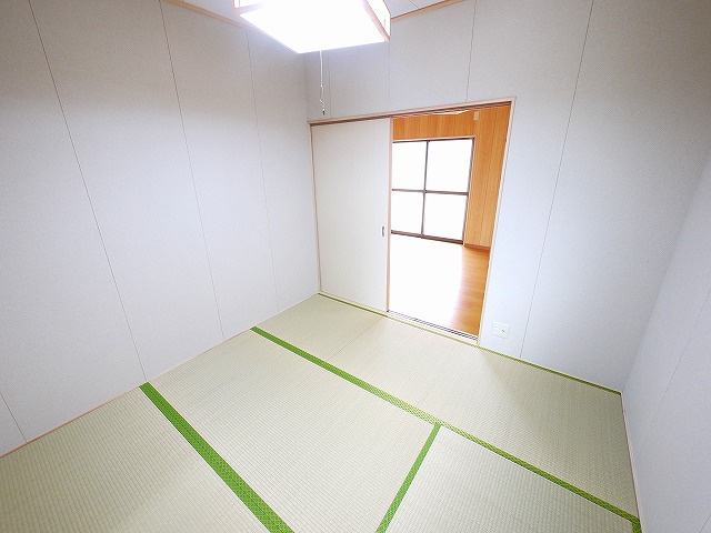 吉田ハウスの和室|フローリングだけでなく、和室もあります