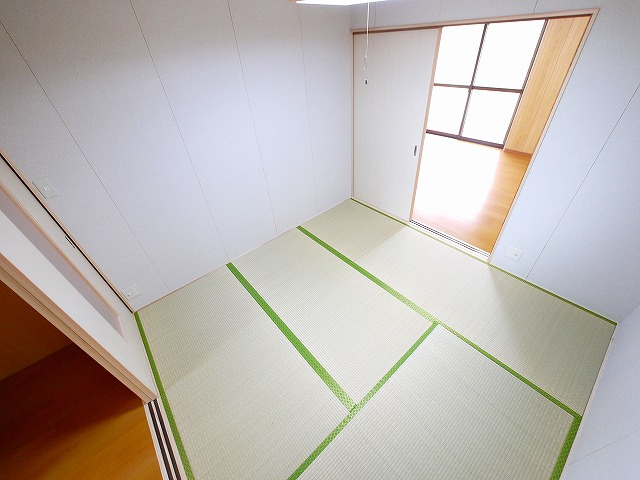 吉田借家の寝室|落ち着いて過ごせるお部屋なので、寝室にいかがでしょうか