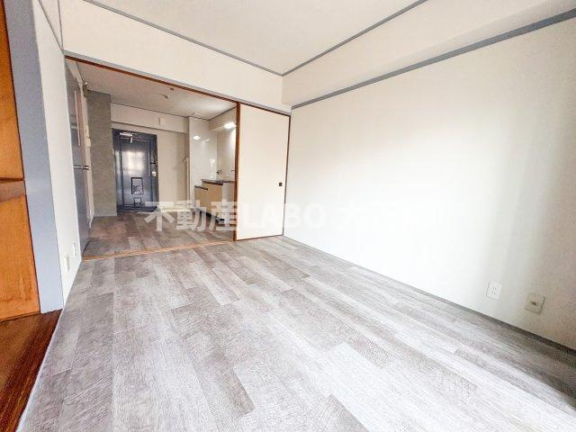 沢村マンションの洋室