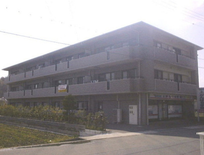 【外観】 | ロイヤルメゾン草上