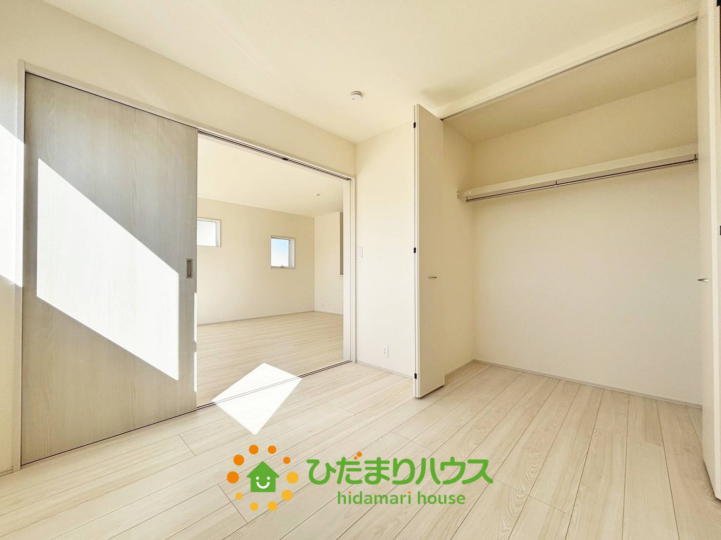 古河諸川第13　新築一戸建て　01　リーブルガーデンの収納