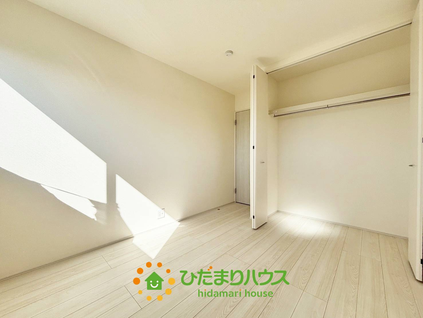 古河諸川第13　新築一戸建て　01　リーブルガーデンの収納