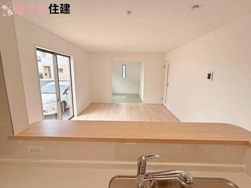 大田原市浅香　第8　3号棟のキッチン|対面キッチンで、リビングを見渡せます♪