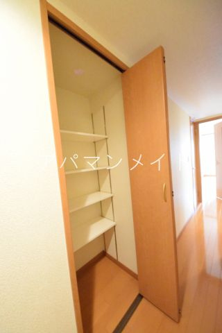 【収納】 | 玄関横の収納スペースです