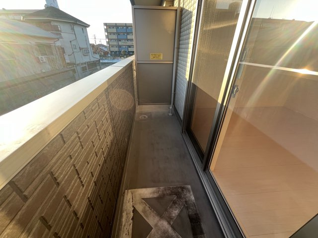 ラフィーネ亀山のバルコニー