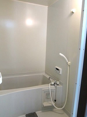 【浴室】 | サンライフ森の西 | ※別部屋の写真