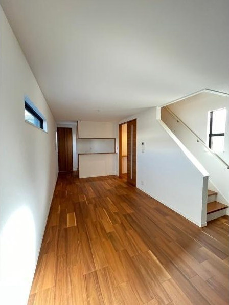 大阪市城東区鴫野東3丁目　新築戸建の居間・リビング