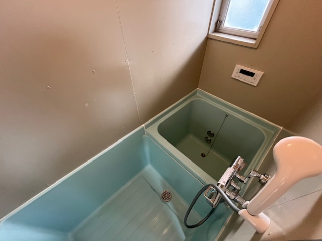 ブルースカイハイツB棟の浴室