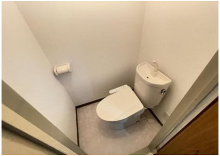 ブルースカイハイツB棟のトイレ