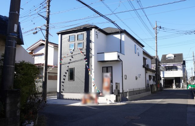 越谷市大字南荻島 新築分譲住宅の外観
