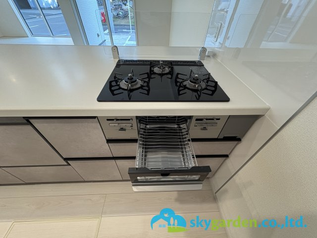 茅ヶ崎市浜須賀　新築戸建　全2棟2号棟のキッチン|ガスコンロ・グリル