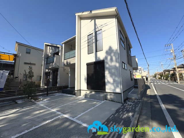 茅ヶ崎市浜須賀　新築戸建　全2棟2号棟の外観|東南角地で日照・開放感良好