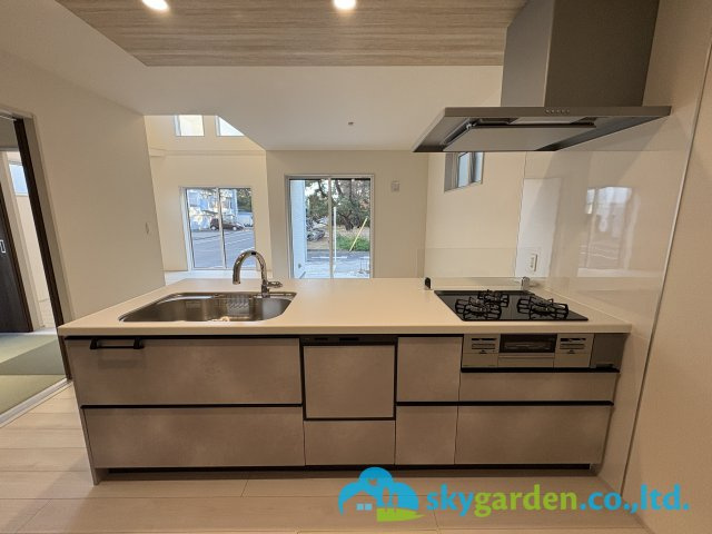 茅ヶ崎市浜須賀　新築戸建　全2棟2号棟のキッチン|食器洗乾燥機付きシステムキッチン