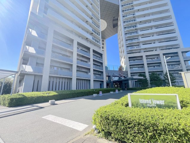アイランドタワースカイクラブC棟のエントランス
