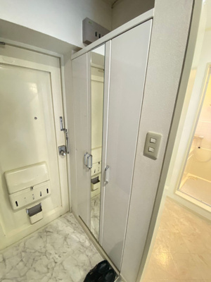 【玄関】 | アスモ岡町