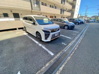 【駐車場】