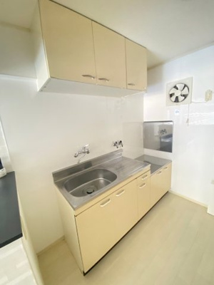 【キッチン】 | アスモ岡町