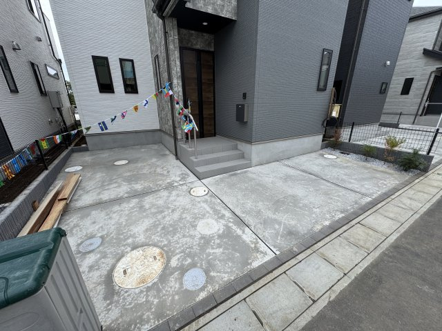 市川市宮久保４丁目新築戸建【宮久保小学校：9分】の駐車場|J号棟駐車スペース