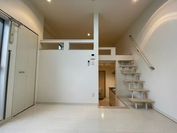 グランディール大宝の居間・リビング