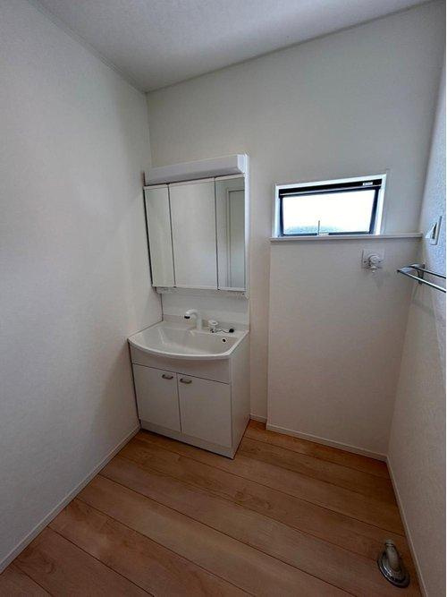 大田原市末広　第5　3号棟の洗面所|清潔感のある洗面所です♪