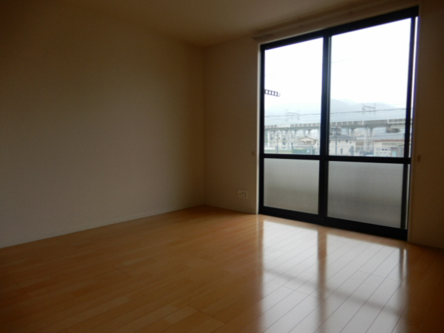 フレーズ上の山の居間・リビング