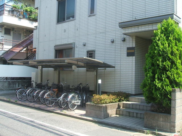メルベーユのその他共用部分|入居者専用の自転車置場です