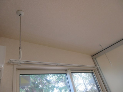 【設備】 | サンプレイス神田B | 室内物干し