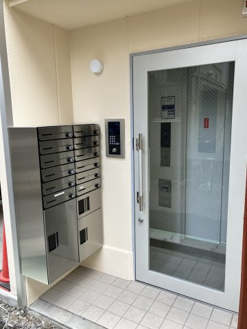 宮田ビルのエントランス