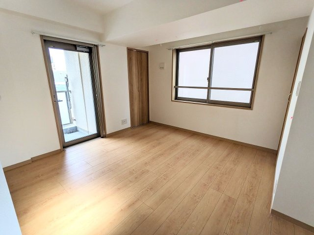 宮田ビルの洋室