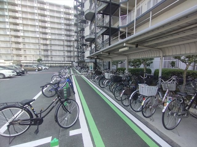 【駐輪場】の画像
