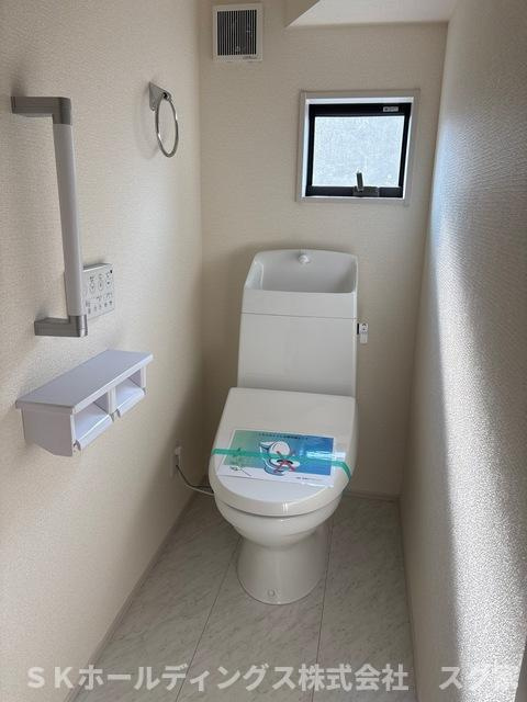福知山長田７期１号棟新築建売住宅のトイレ