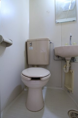 レジアスのトイレ