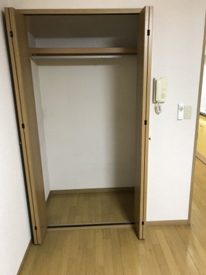 【収納】 | スカイハイツ | クローゼット。