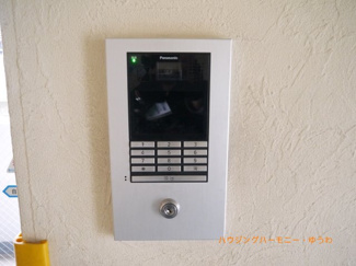 【その他共用部分】 | エントランス入り口は安心のオートロック仕様です。