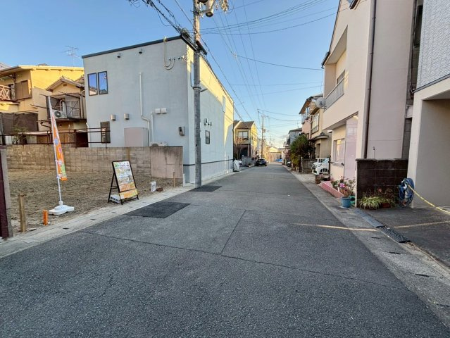 大原野東野町　建築条件無し土地の前面道路含む現地写真|【前道】