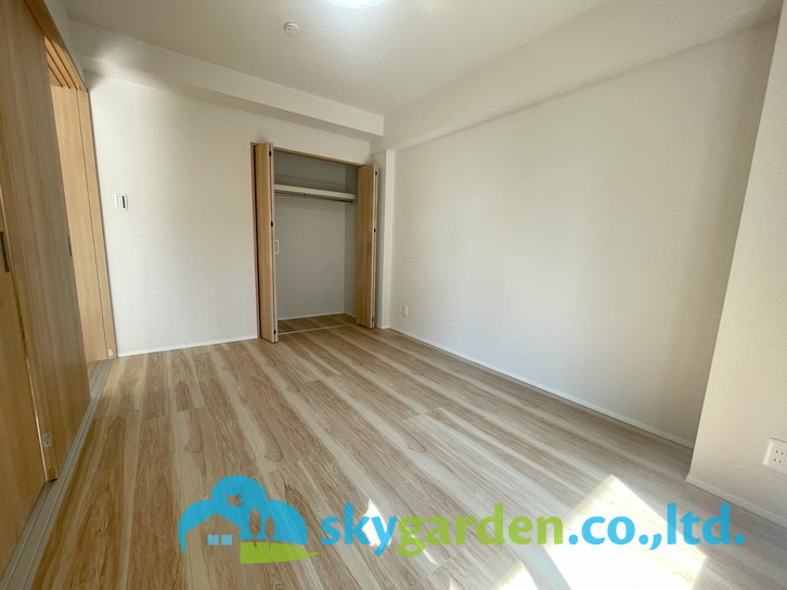 パレスヒルズ石名坂の洋室