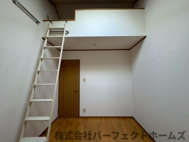 宮之阪3丁目戸建の洋室|使い勝手のいい洋室です