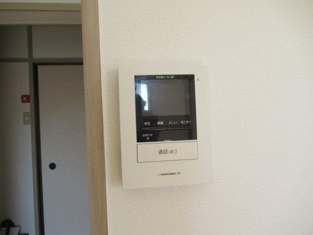 兵庫県公社　伊川谷（２）２号棟のセキュリティ|モニター付きインターホンなので急な来客にも安心です