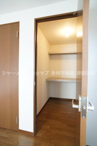 パークハイツ法典Nの収納|他号室の写真になります。