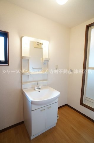 パークハイツ法典Nの洗面所|他号室の写真になります。